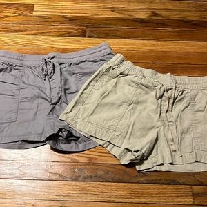 COPY - 2 pairs of Gap elastic waist shorts